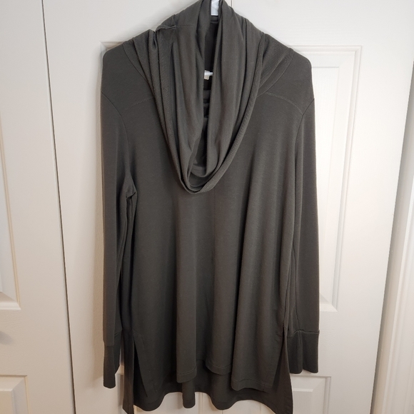 Cupio Sweaters - Cupio Women's L Olive Green Cowl Neck Sweater with High Low Hem